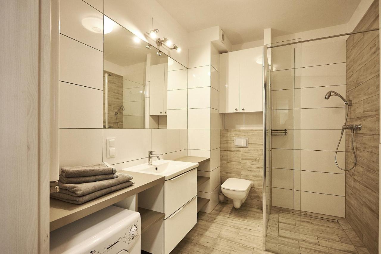 Apartament Baltic Port 55Qm, 3 Pokoje Zimmer, Parking Swinoujscie Kültér fotó